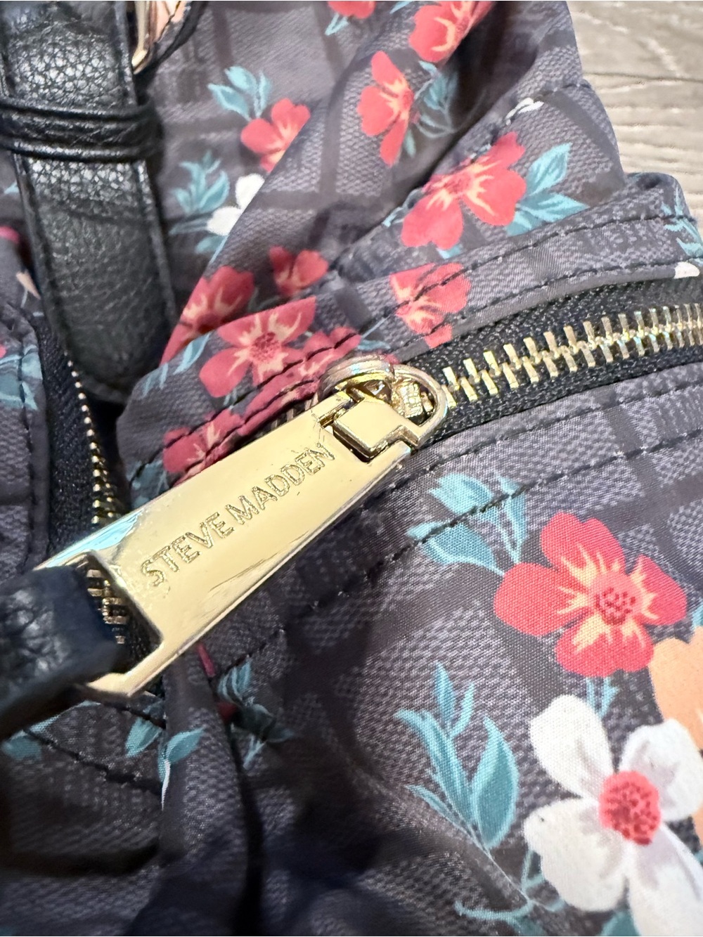 Steve Madden Floral Drawstring Backpack - Picture 7 of 9